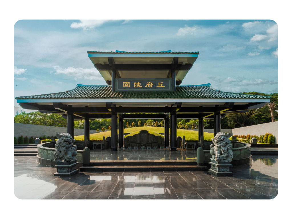 royal-family-tipe-makam buddha1